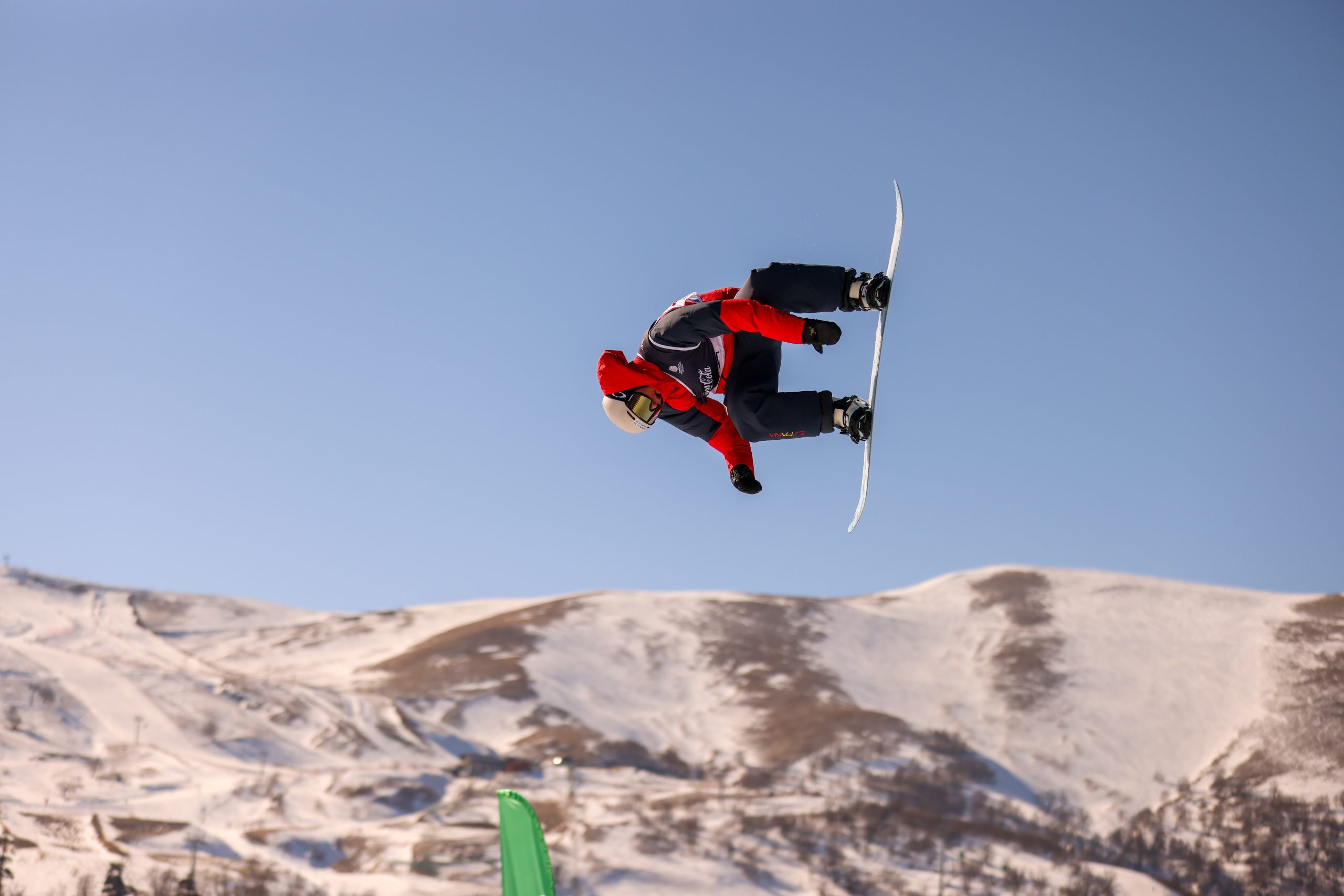 Freestyle skiers and snowboarders take centre stage on Day Three in Bakuriani