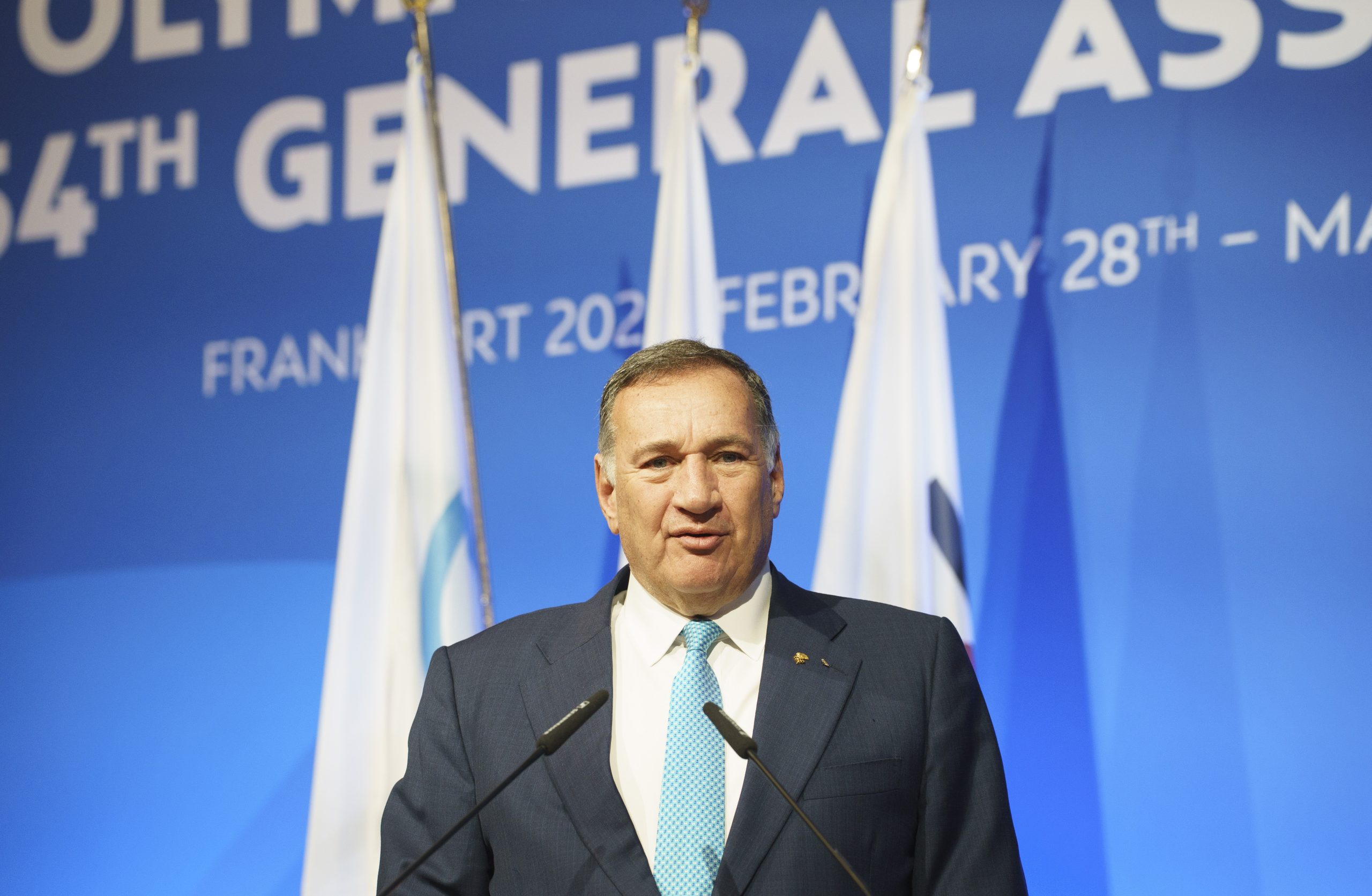 LE PRÉSIDENT CAPRALOS RÉÉLU PRÉSIDENT DES COE À FRANCFORT